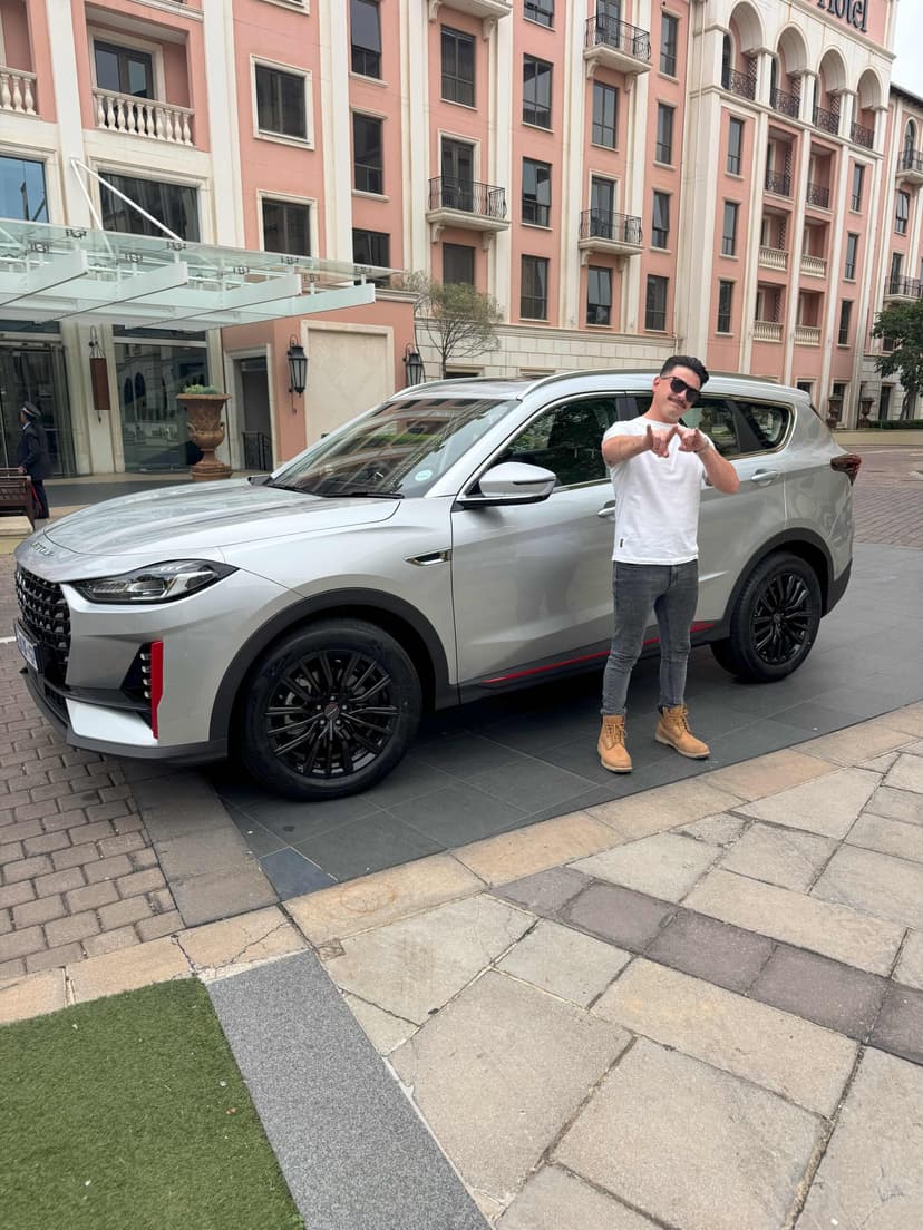 New influencers for a new SUV: Jetour and Good Things Guy names brand’s new shape shifters