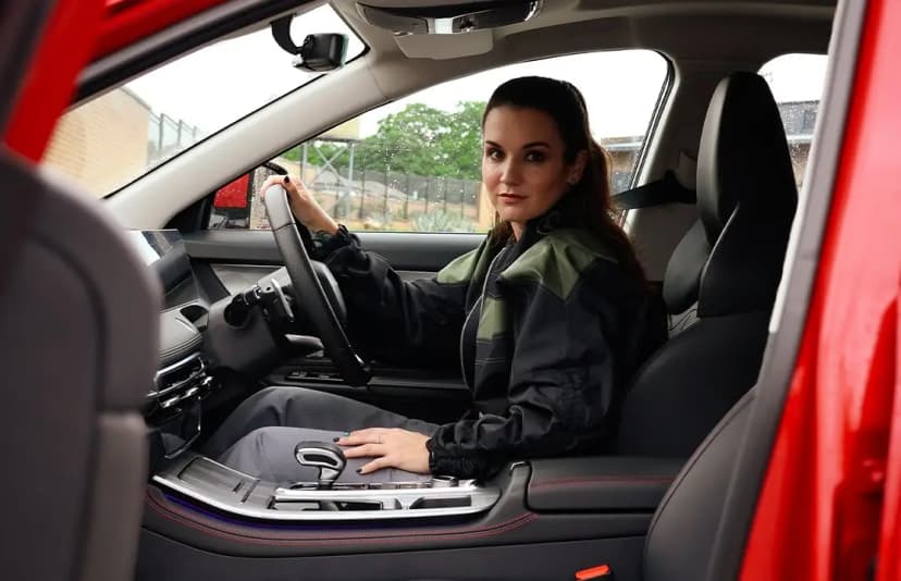 TECH GIRL’S TECH FAVOURITES IN THE NEW JETOUR DASHING